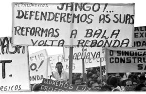 Comício a favor das Reformas propostas por Jango